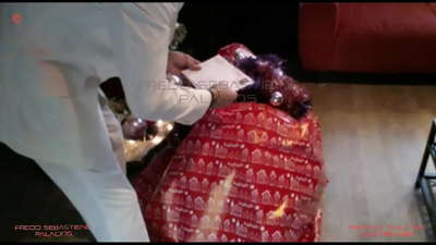 आमा, मैले मेरो क्रिसमस उपहार पाएको छु